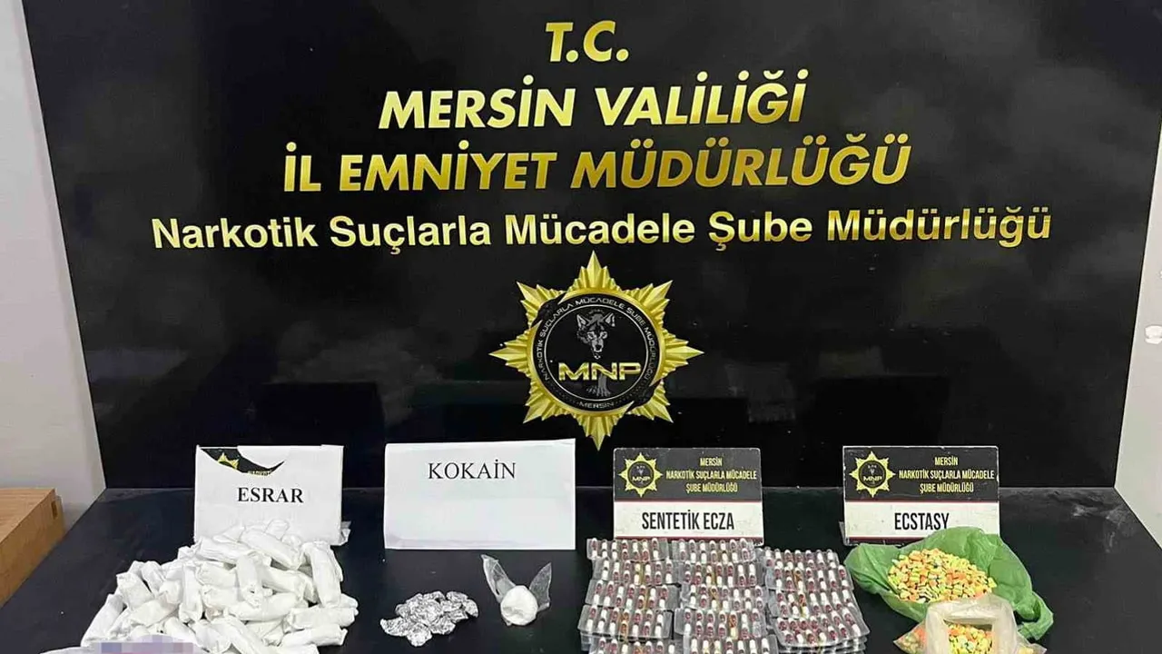 Mersin'de geniş çaplı uyuşturucu baskınında binlerce sentetik ecza ve 5 tutuklama