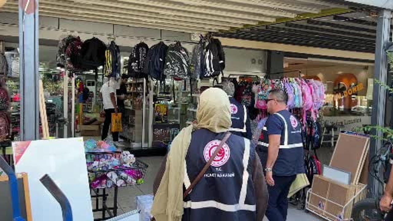 Mersin'de okul hazırlığı: kırtasiye satışları sıkı denetimde