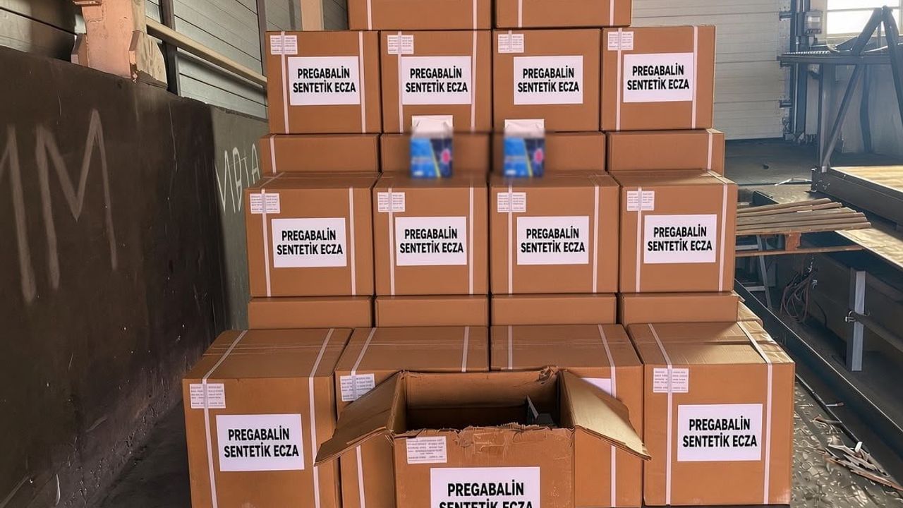 Mersin'de üç operasyonda 1 ton 716 kilogram 500 gram pregabalin ele geçirildi