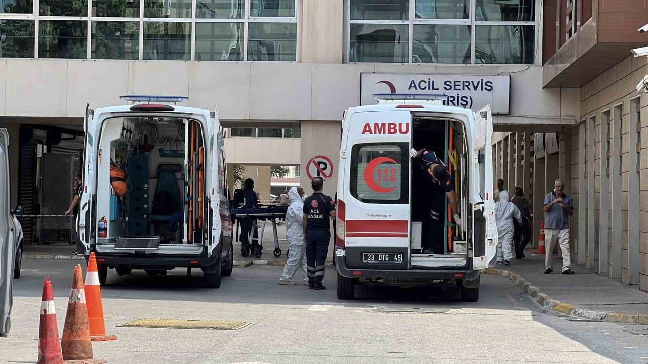 Mersin limanında devrilen konteyner kaynaklı etil akrilat sızıntısı, 35 kişi sağlık gözetiminde