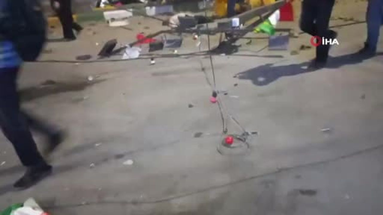 Meşhed'te destek etkinliğinde araç kalabalığa daldı: 4 kişi hayatını kaybetti