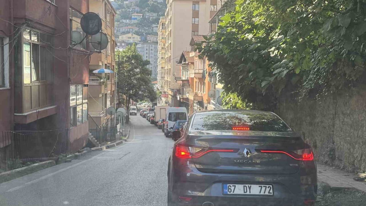 Metrelerce araç kuyruğu zonguldak soğuksu'da ulaşımı aksattı
