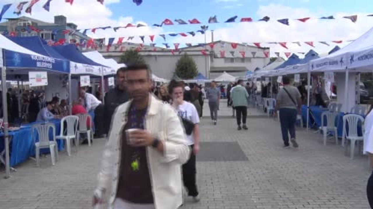 Meydanda iş fırsatları büyüyor: Küçükçekmece'de üçüncü kariyer ve istihdam fuarı