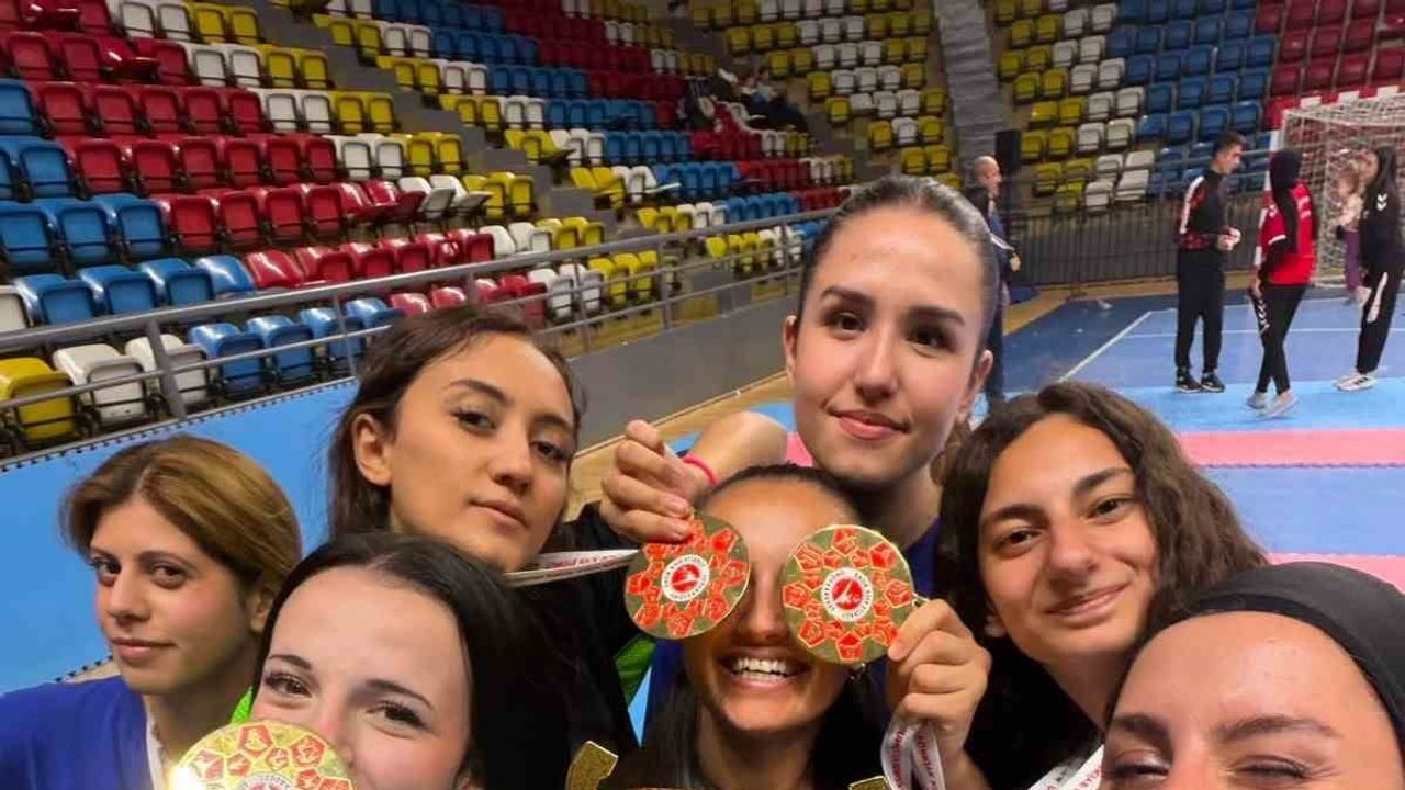 Milli takımın yeni sorumluluğu: Mustafakemalpaşalı antrenör Gizem Yıldız