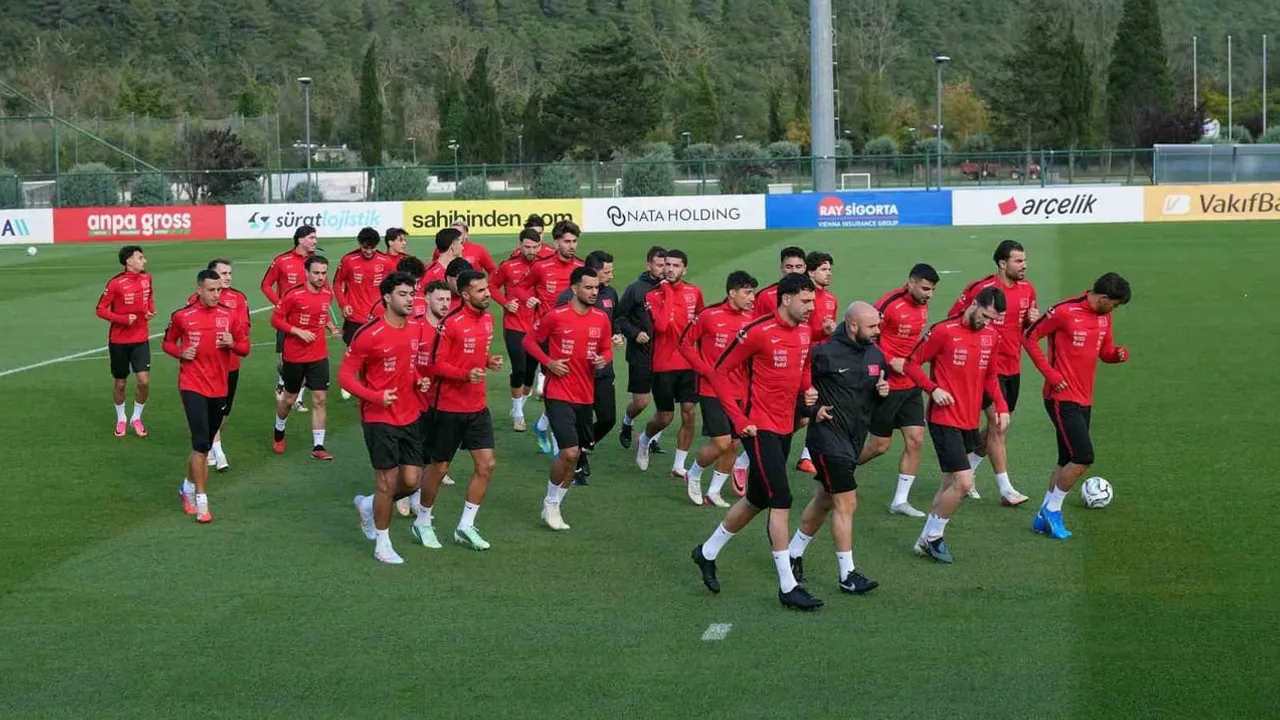 Milliler Belçika hazırlığına salondan sahaya geçerek son rötuşları yaptı