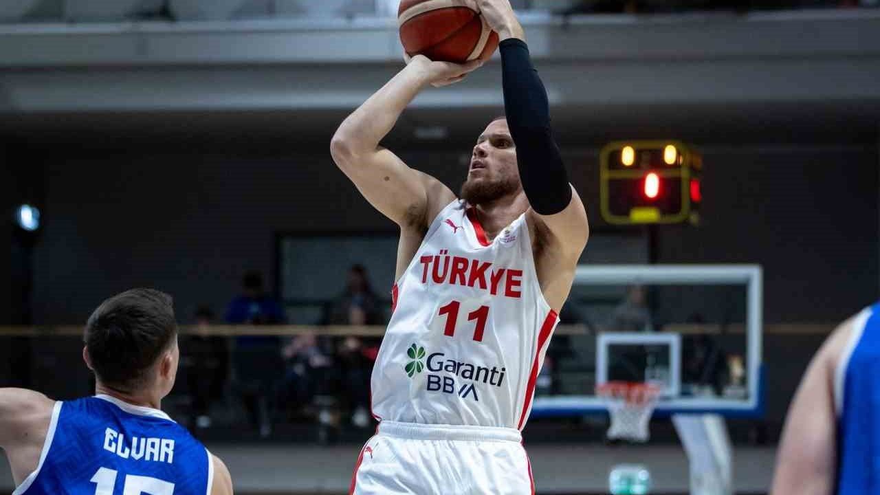 Milliler İzlanda'yı farklı skorla mağlup ederek 2027 Dünya Kupası bileti aldı