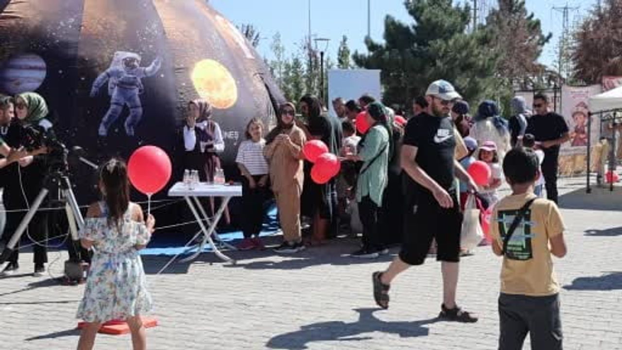 Minifest Kapadokya'da gelecek nesiller gelenek ve bilimi keşfetti