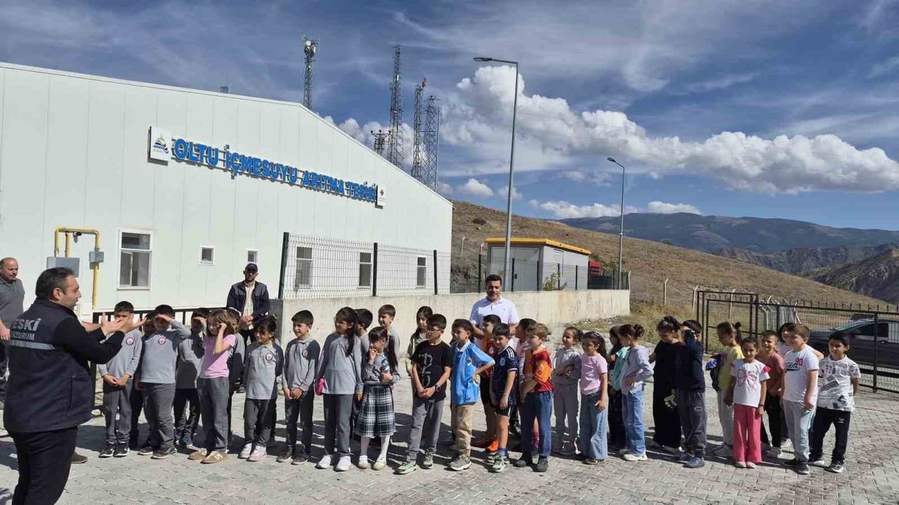 Minik öğrenciler Oltu içme suyu arıtma tesisinde suyun yolculuğunu öğrendi