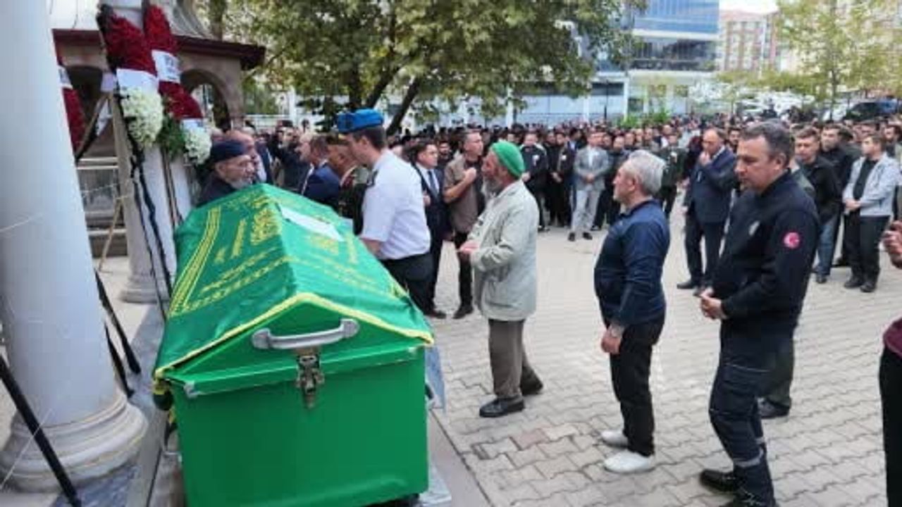MKE'deki bakım kazasında ölen Ferhat Öz Kırıkkale'de toprağa verildi