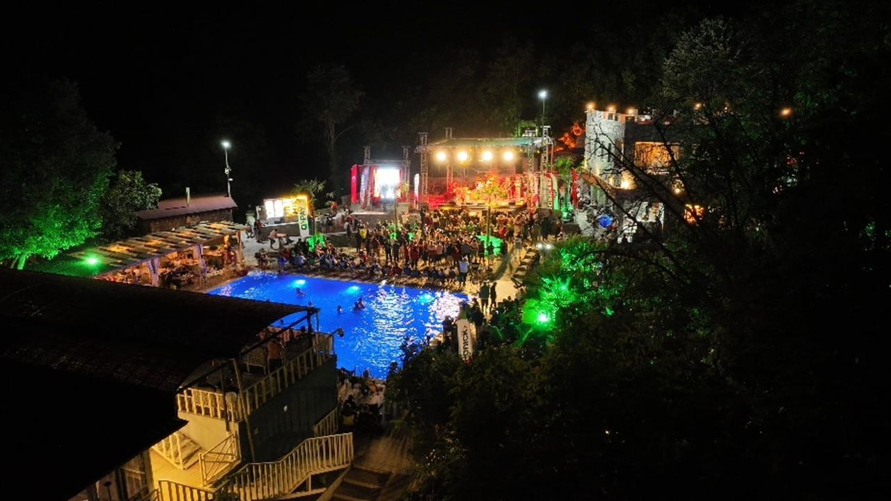 Motosiklet kültürü Sındırgı'da buluştu: 14. Quick Sigorta Balıkesir Motofest tamamlandı
