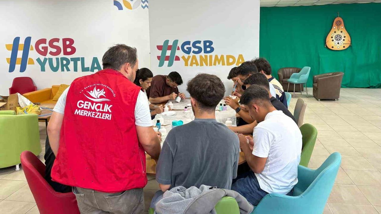 Muğla Erkek Öğrenci Yurdu'nda gençlere sanat, kültür ve sporla yeni ufuklar