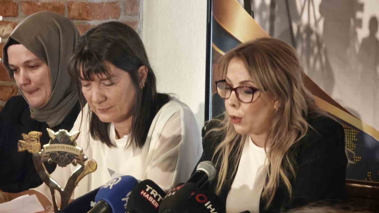 Muhabirler derneği ödüllerinde İHA beş kategoride ödül aldı, yılın haber programı TGRT Haber