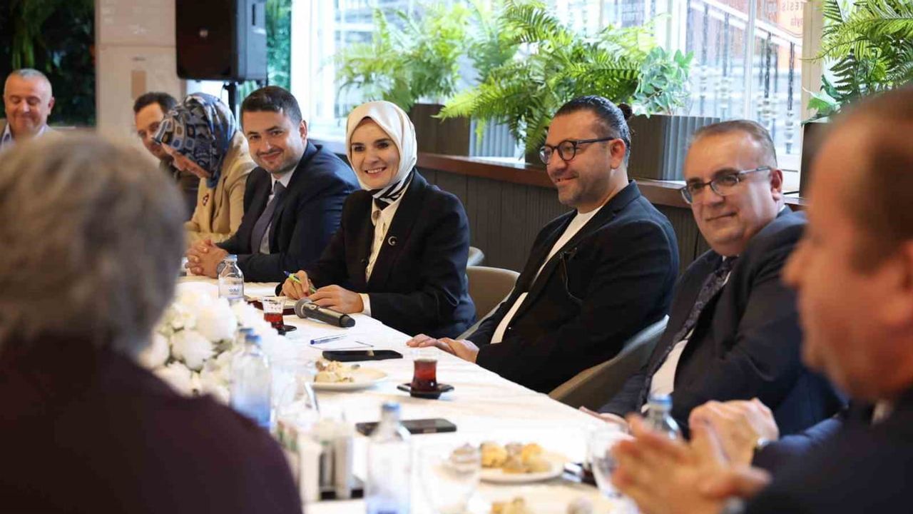 Muhtarlara çağrı: ihtiyaç sahiplerini vakıflara ve kaymakamlığa yönlendirin
