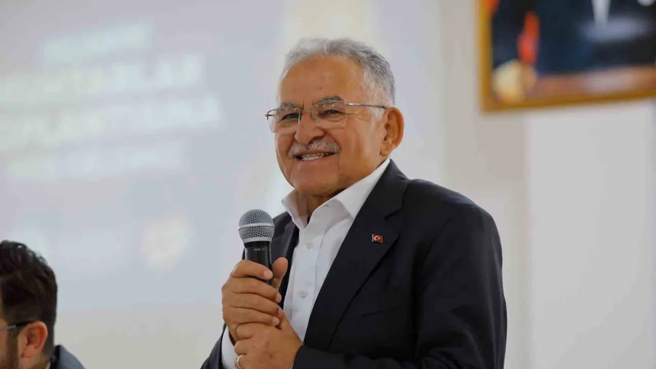 Muhtarların talepleri sahada not edildi: büyükkılıç felahiye, özvatan ve akkışla'da çalışmaları yerinde değerlendirdi