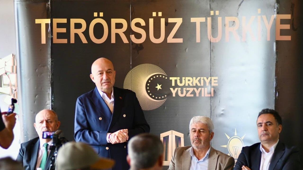 muhtarlarla sahada: terörsüz Türkiye hedefiyle kalkınma ve hizmet vurgusu