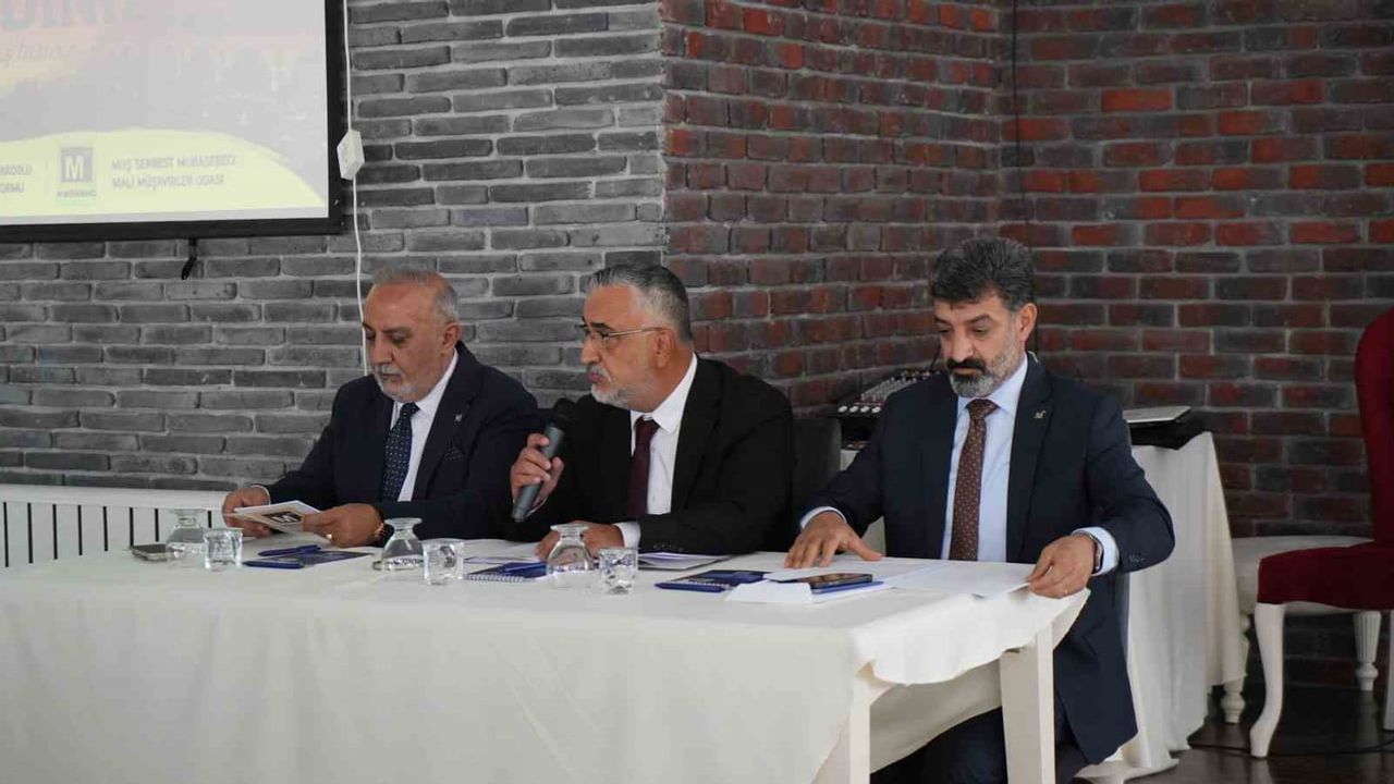 Muş'ta mesleğin geleceği yerel odaların gündemindeydi