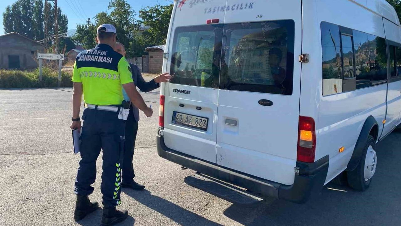 Muş'ta servis güvenliği hedefte: okul taşıtlarına kapsamlı trafik denetimi