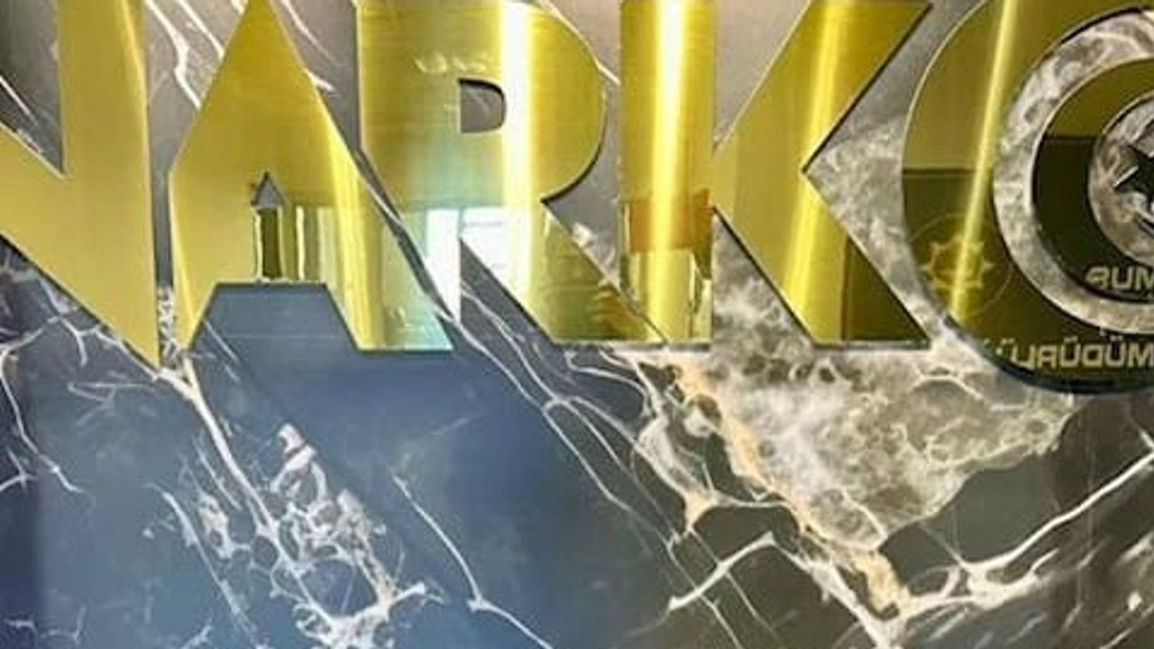 muşta araçta 102,71 gram metamfetamin ele geçirildi, iki kişi tutuklandı