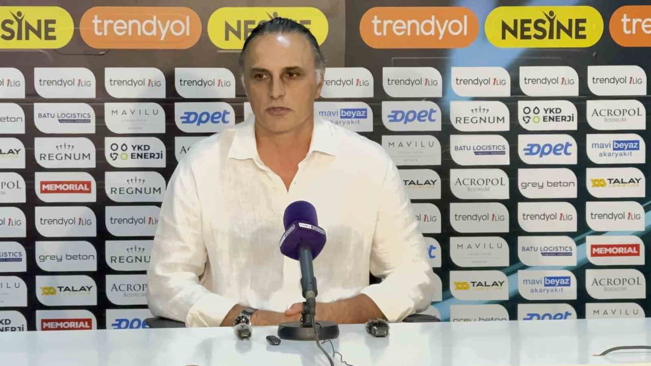 Mustafa Gürsel: Esenler Erokspor'un oyun düzeni oturuyor, gol etkinliğinde eksikler var