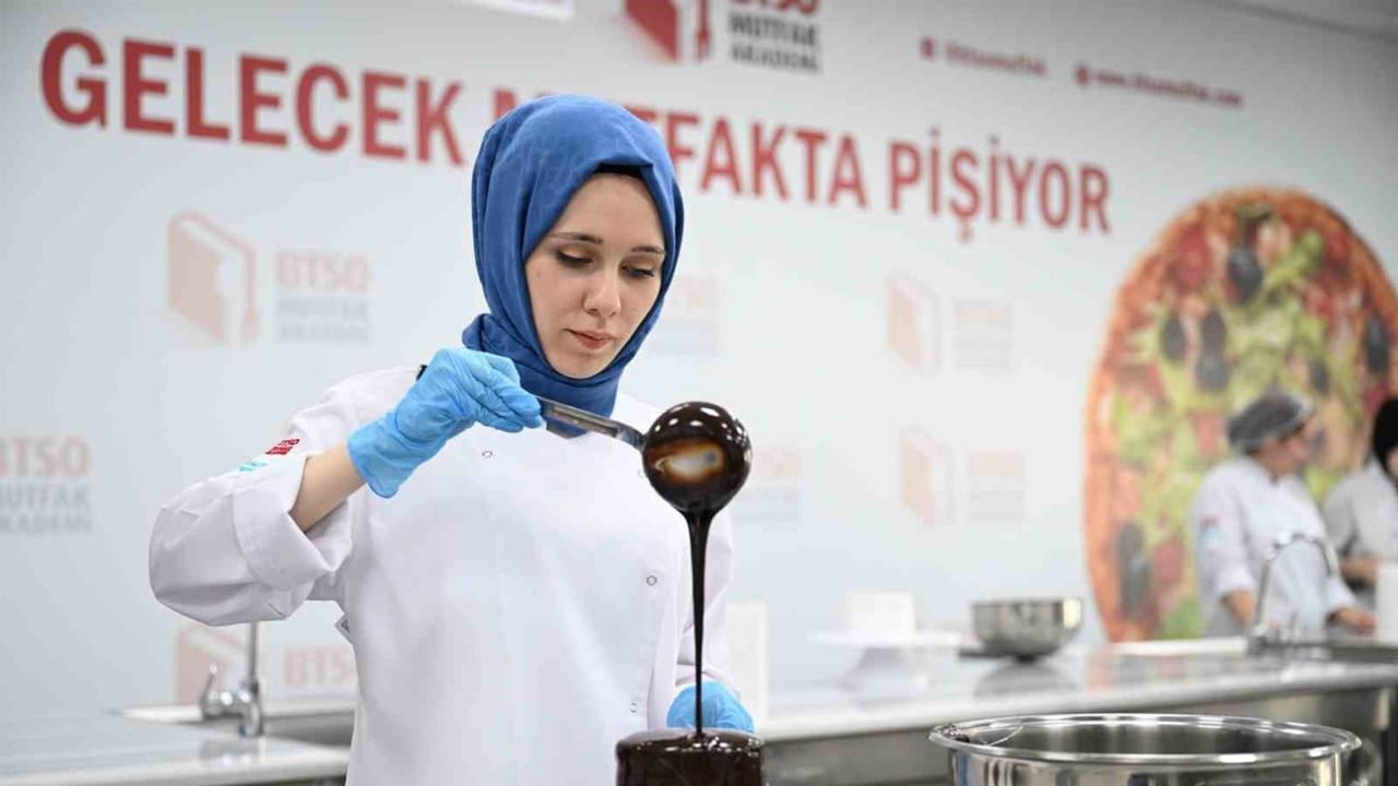Mutfaktan kendi işine: BTSO Mutfak Akademi istihdam ve girişim hikâyeleri