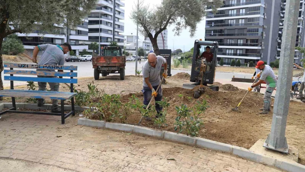 Nazilli kışa hazırlanıyor: park ve bahçelerde bakım seferberliği