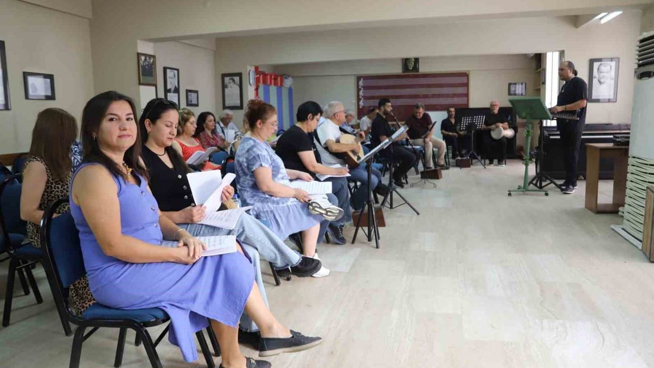 Nazilli’nin 42 yıllık sesi yeni sezon provalarına başladı