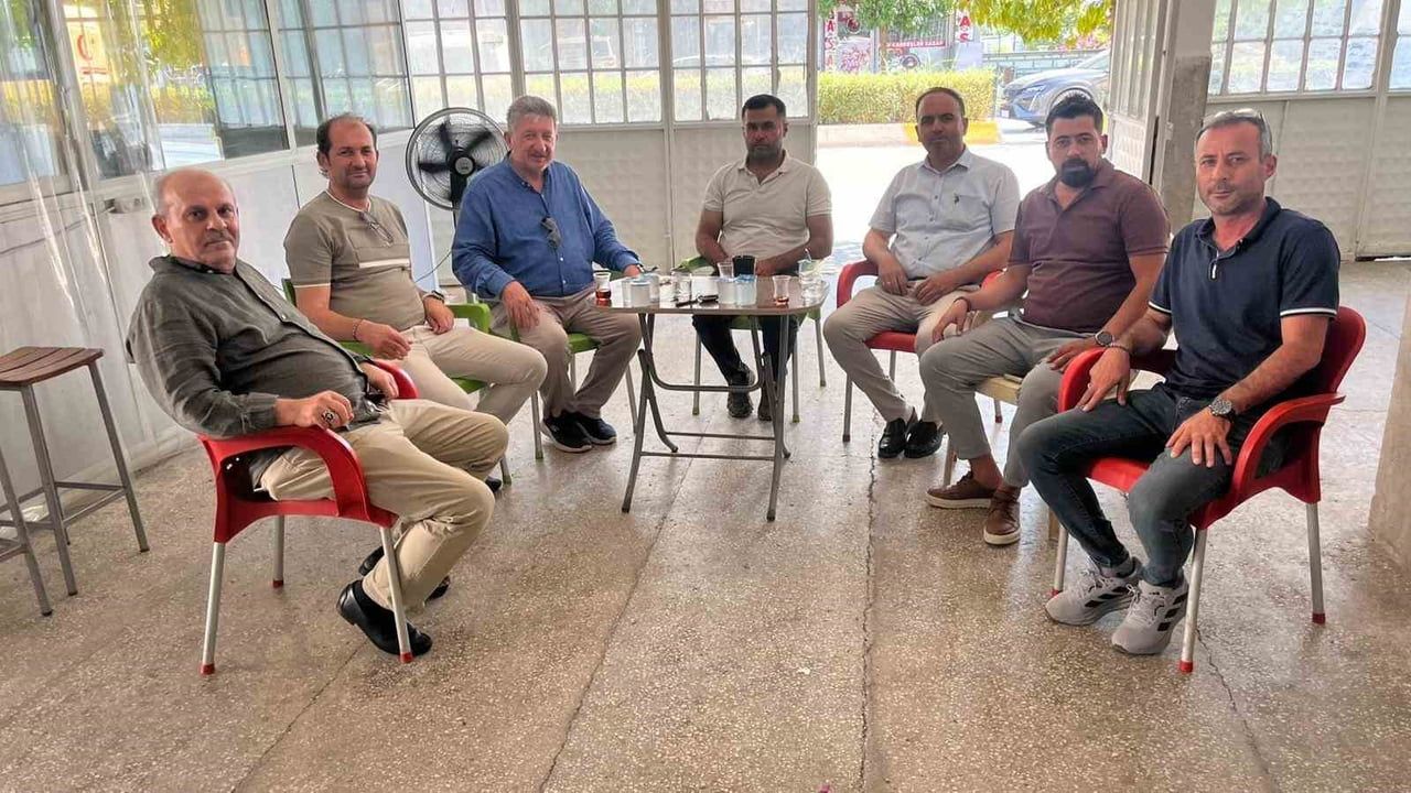 Nazilli oda başkanı incir üreticileriyle ihracat ve sektör sorunlarını konuştu
