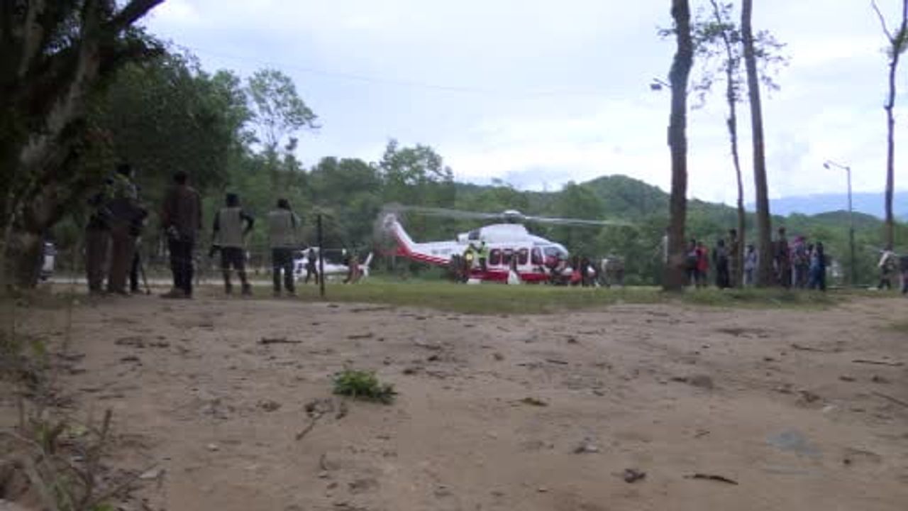 Nepal'de buzul kopmasının yol açtığı taşkında can kaybı bin 50'ye ulaştı