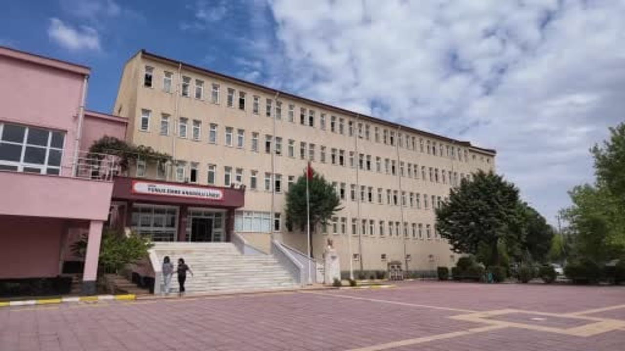 Niğde'de Yiğitcan Çiğa'nın adıyla kütüphane geleceğe miras bıraktı
