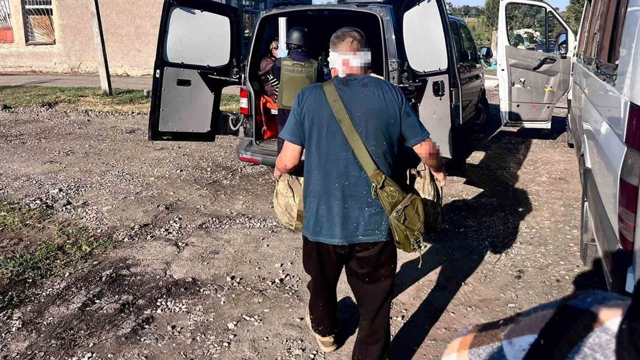 Nikopol çevresinde sivilleri taşıyan minibüse İHA saldırısı: 5 ölü