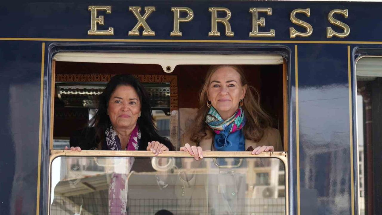 Nostaljik Orient Express Edirne molasıyla İstanbul’a doğru yola çıktı