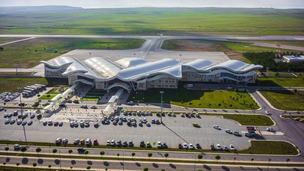 Nuri Demirağ havalimanı yaz döneminde hareketlendi; temmuzda 48 bin, yedi ayda 279 bin