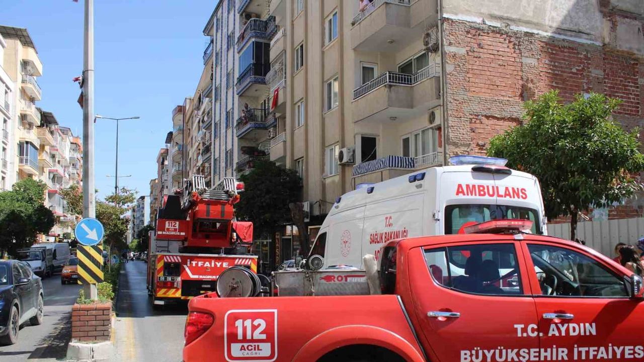 Ocak alevlendi, Efeler'de 6 katlı bina tahliye edildi
