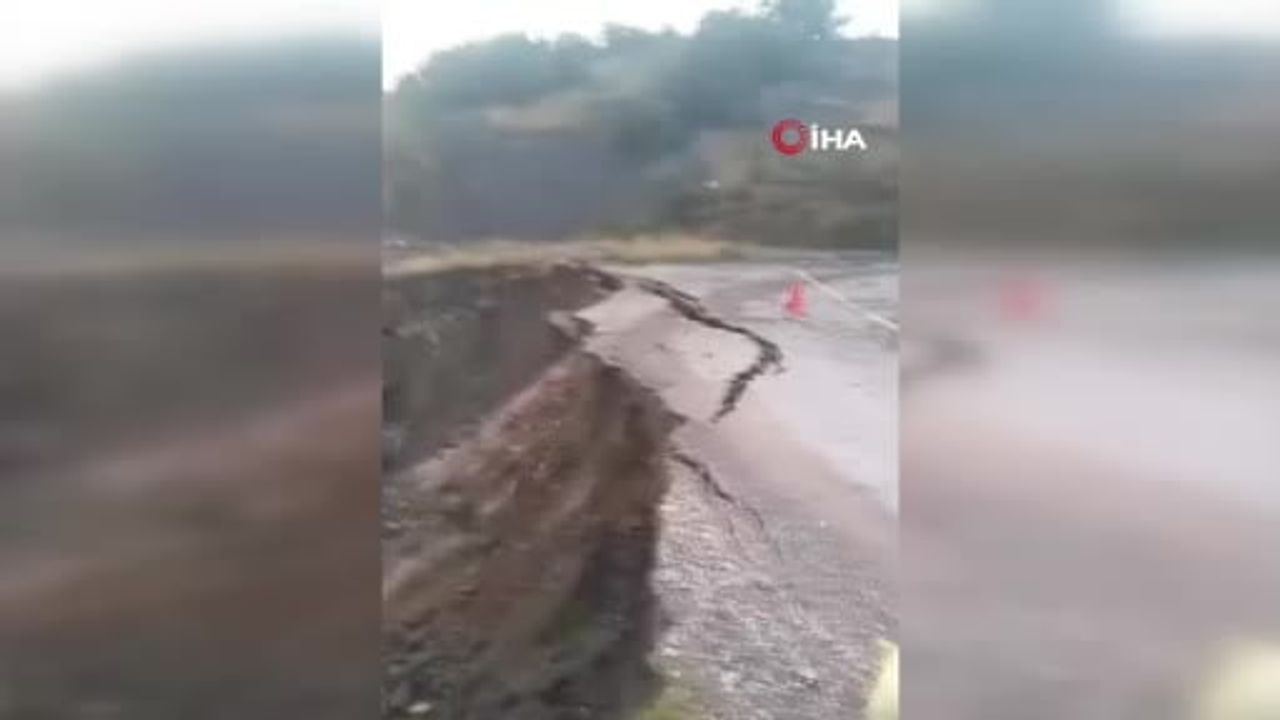 Ocaklı köyünde sağanak sonrası yolun çöküşü cep telefonu kameralarında