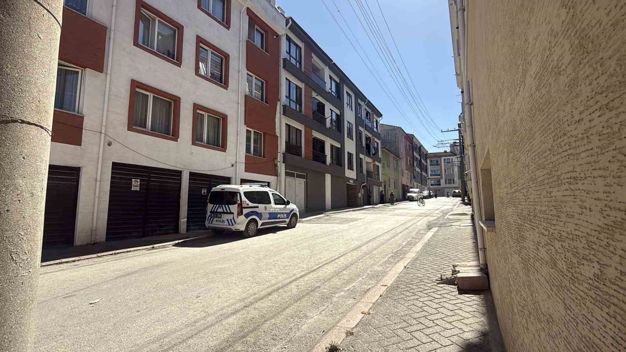 Odunpazarı'nda balkondan düşen 4 yaşındaki çocuğun durumu kısmen kritik