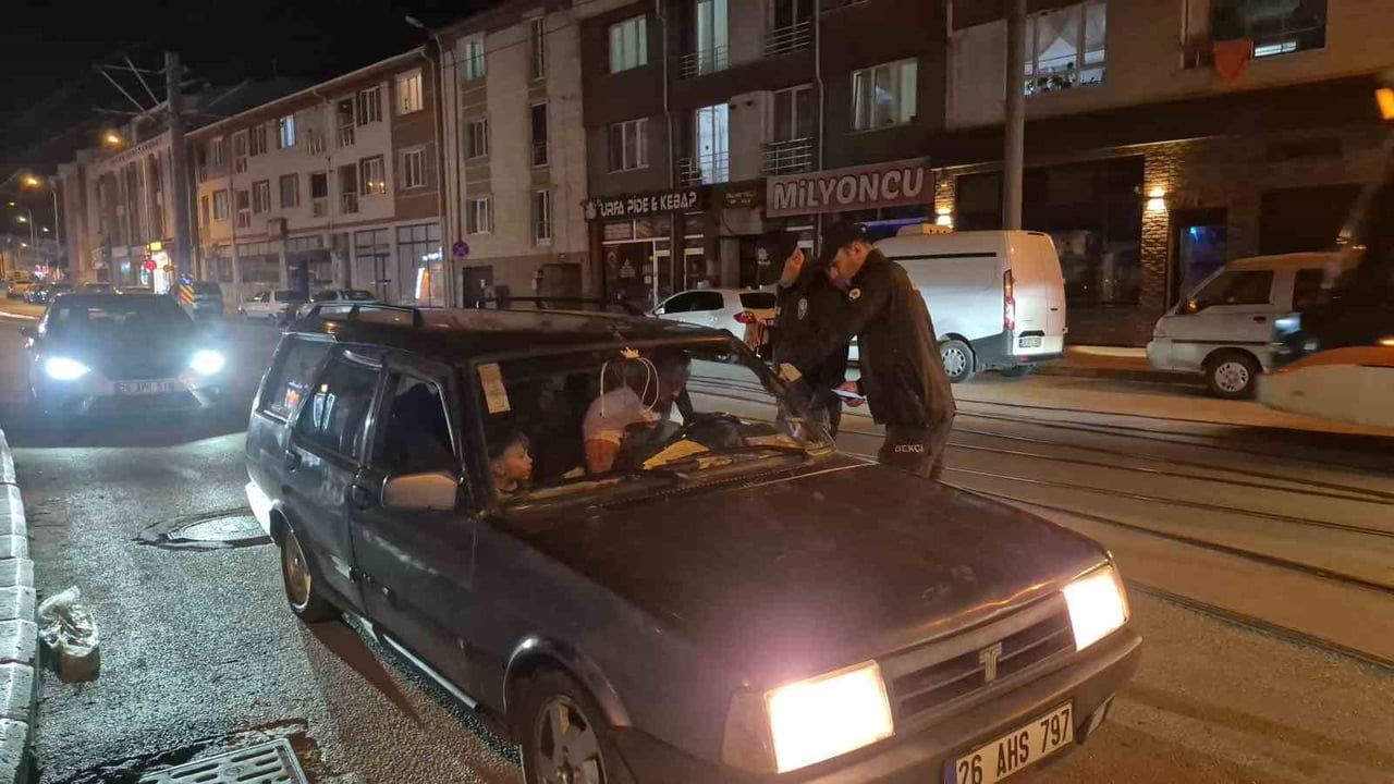 Odunpazarı'nda gece denetimi: 10 araca 74 bin 828 lira ceza