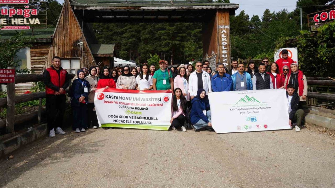 Öğrenciler Kadı Dağı ve Şehit Şerife Bacı ile doğada buluştu