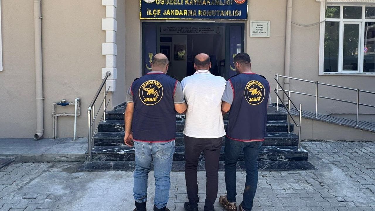 Oğuzeli'nde jandarmadan operasyon: 22 yıl 4 ay hapisle aranan şahıs tutuklandı