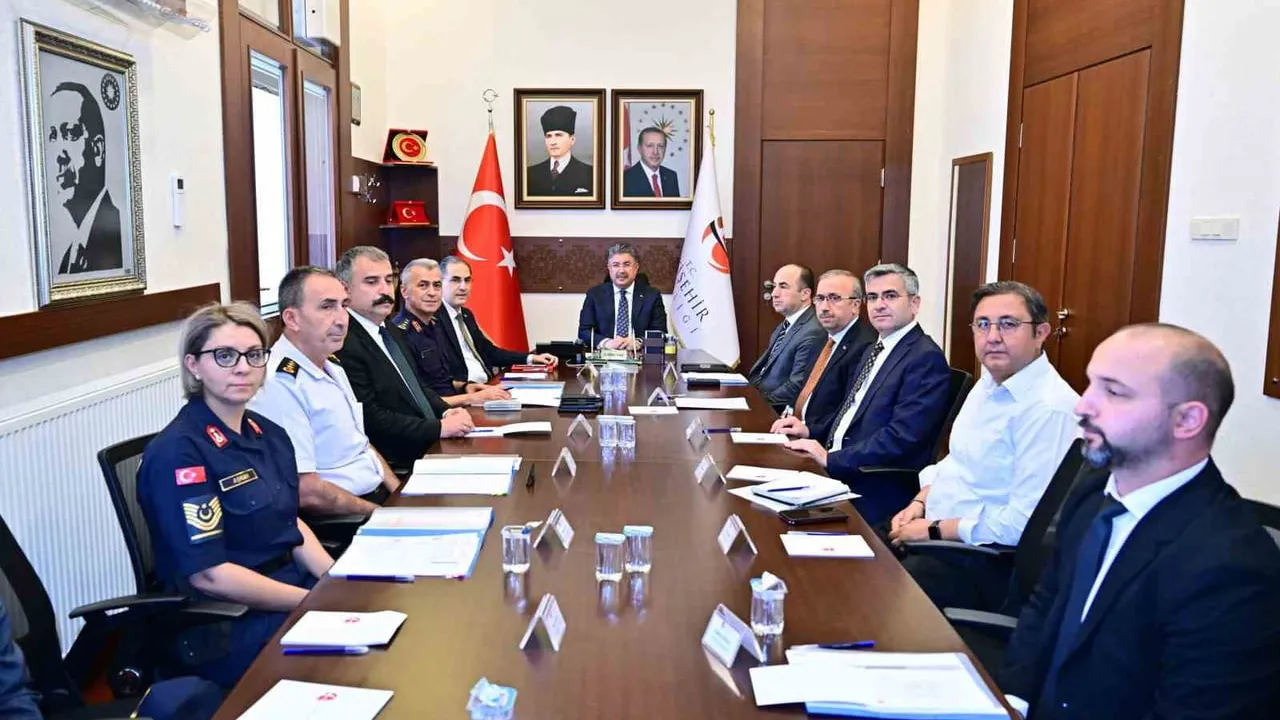 Okul güvenliğinde koordinasyon güçlendirildi: Eskişehir hazırlıklarını tamamlıyor