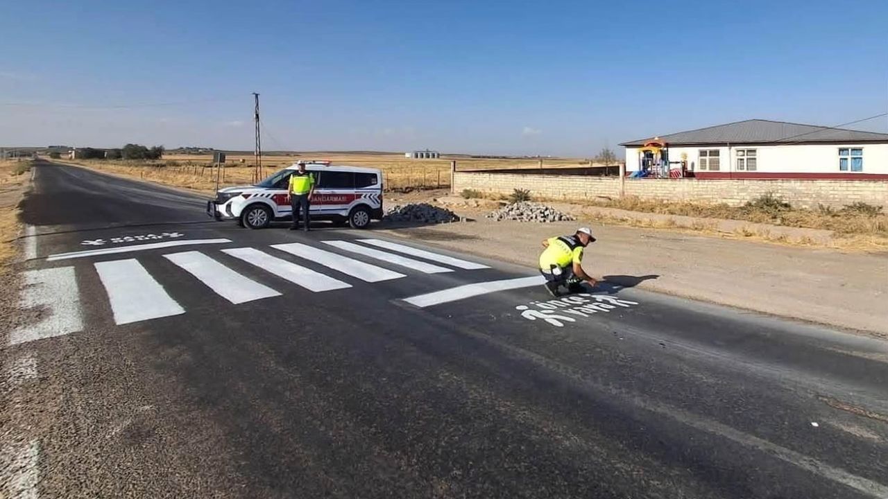Okul kapısında güvenlik: Kurtalan'da 17 okulda yaya geçidi düzenlemesi