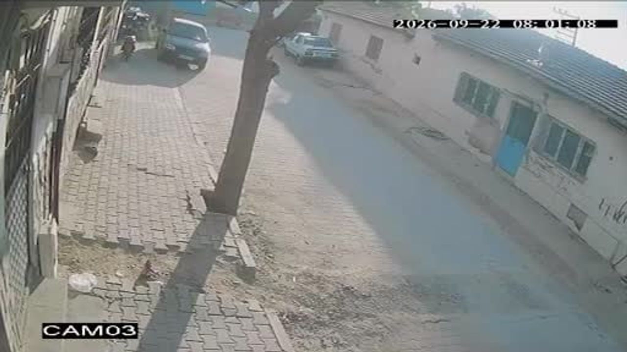 Okul önünde panik: silahla ateş açan kişinin kaçış anları kamerada