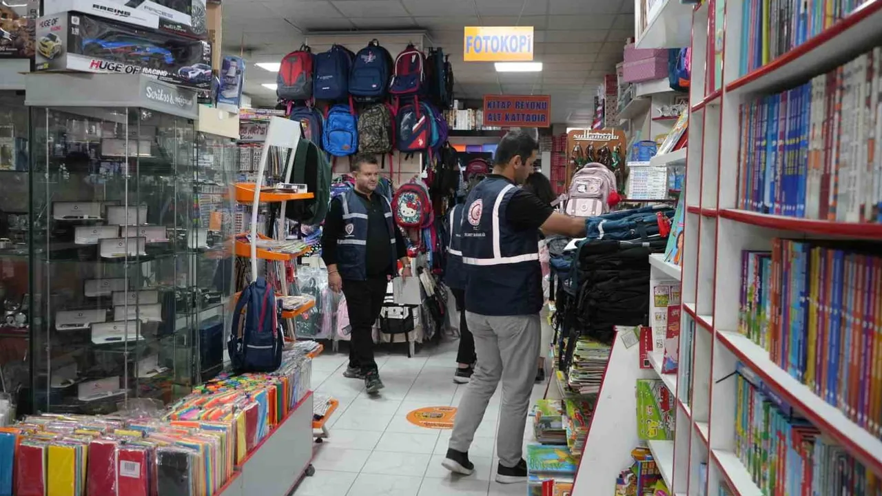 Okula hazırlıkta kırtasiye denetimleri: velilere etiket ve fiyat kontrolü çağrısı