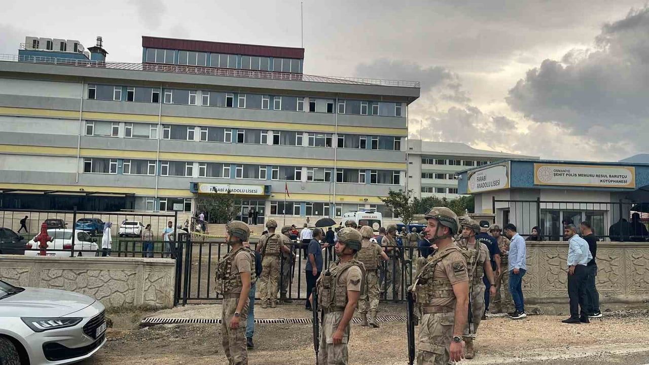 okulda silahla vurulan öğretmen hayatını kaybetti