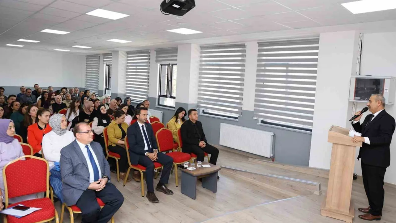 önleyici rehberlik ön planda: karabük’te 2026-2027 eğitim yılı için rehber öğretmen toplantısı