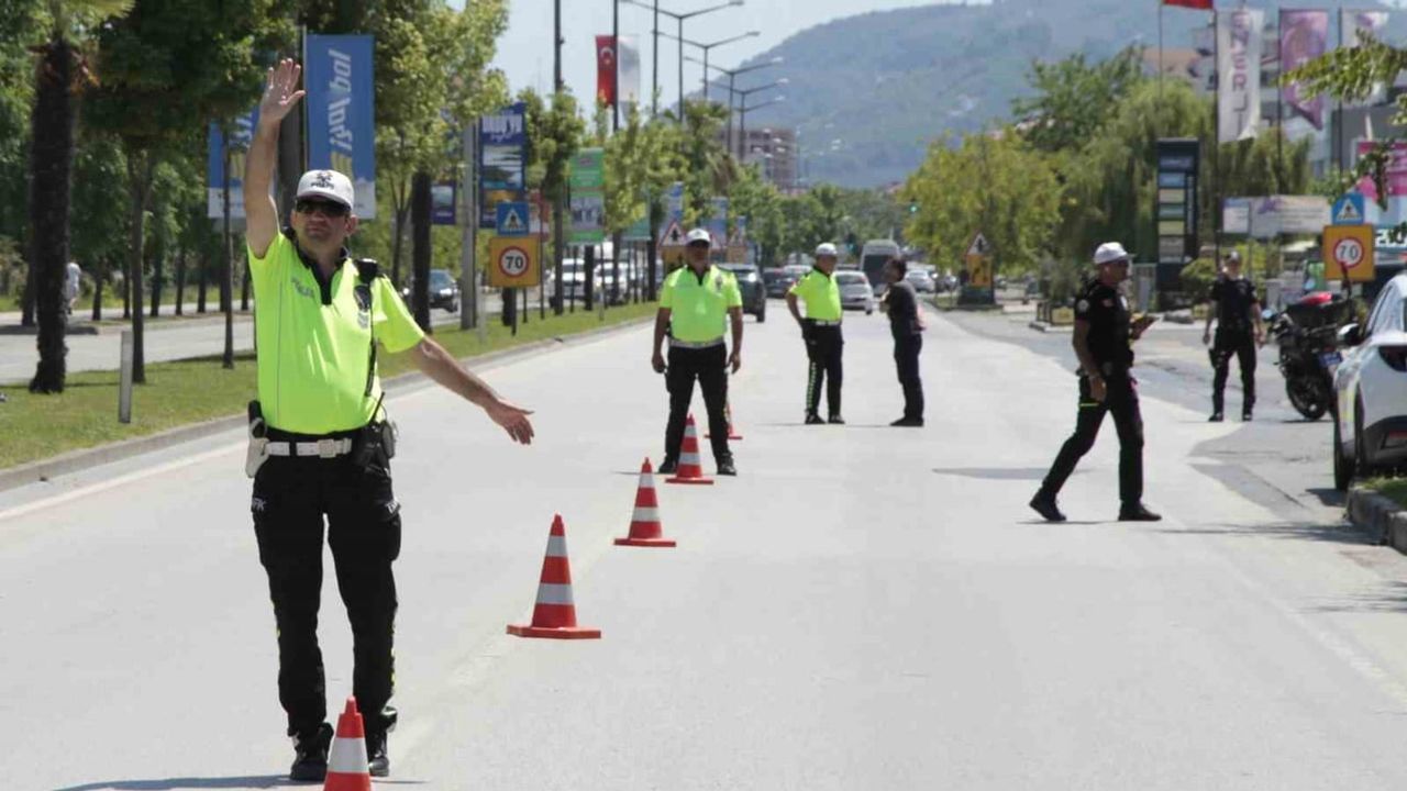 Ordu'da kuralları hatırlatma operasyonu: bir haftada 17 bin 8 araç denetlendi