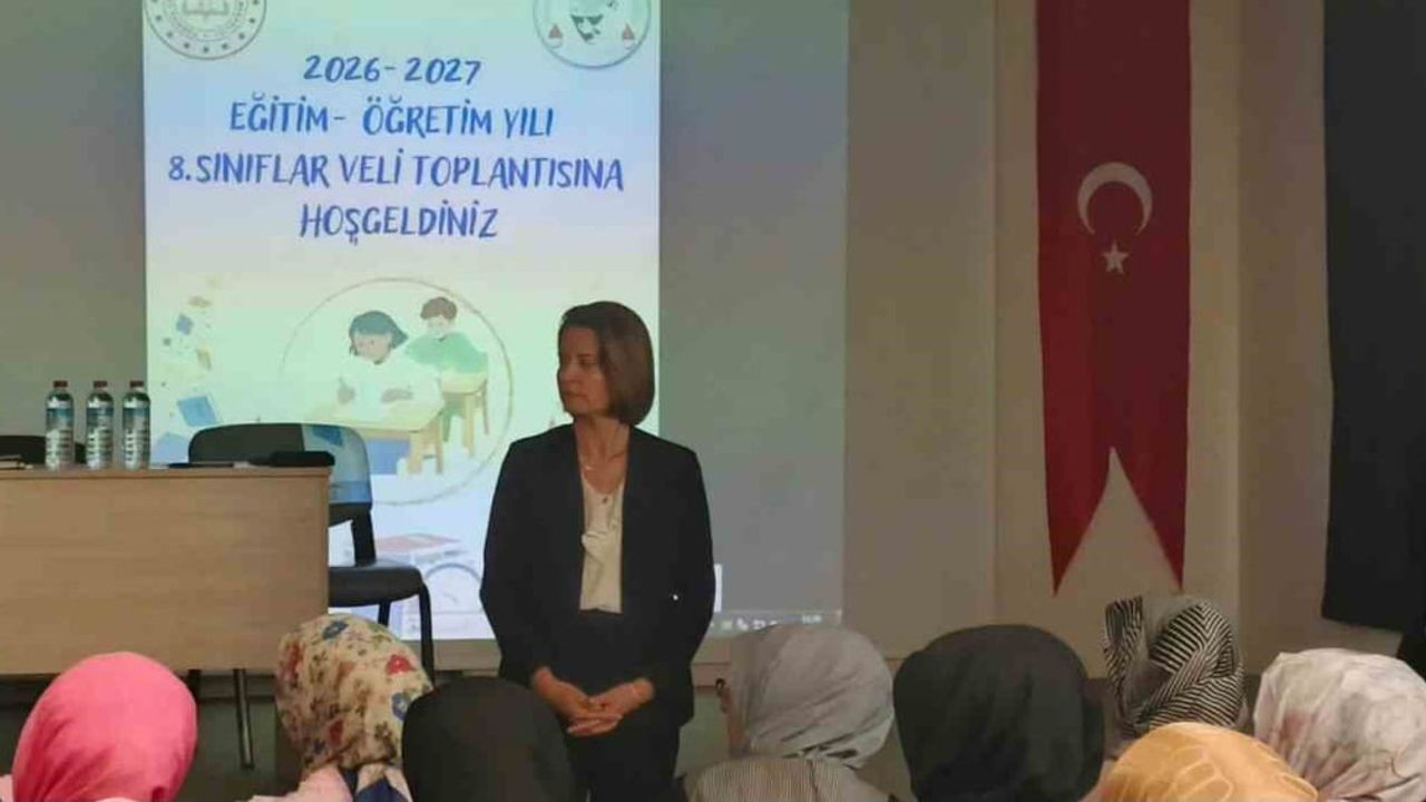 Ortaöğretime geçişe hazırlık: Altıntaş'ta velilerle eğitim gündemi