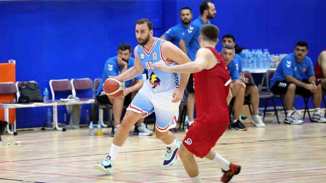 Osmangazi'de hazırlık rüzgârı: üç gün sürecek final basketbol turnuvası başladı