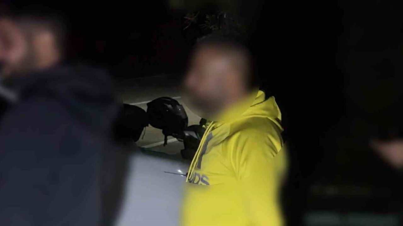 Otobana çıkıp makas atan sürücü 40 kilometre sonra kelepçelendi