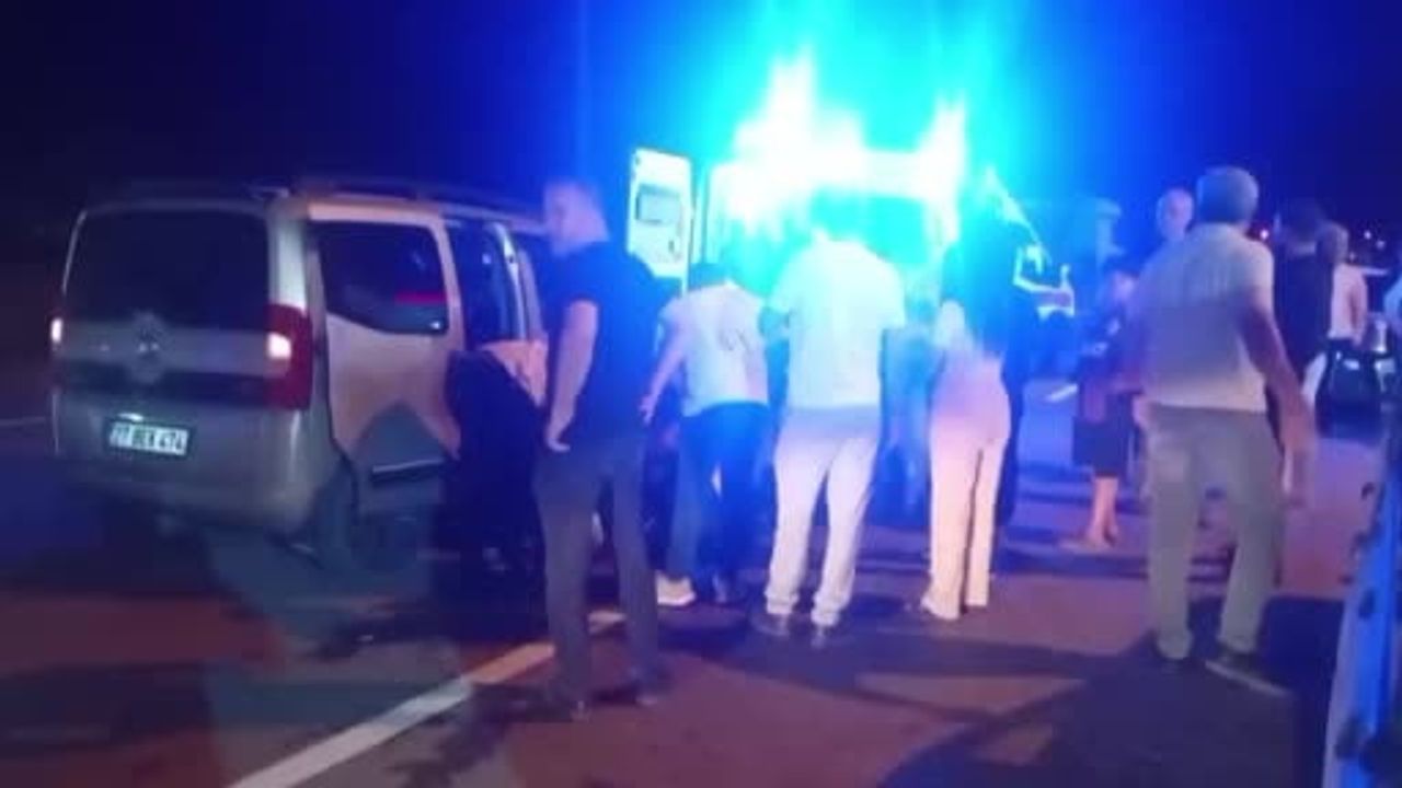 Otogar civarında arkadan çarpışma: bir yolcu hastaneye kaldırıldı