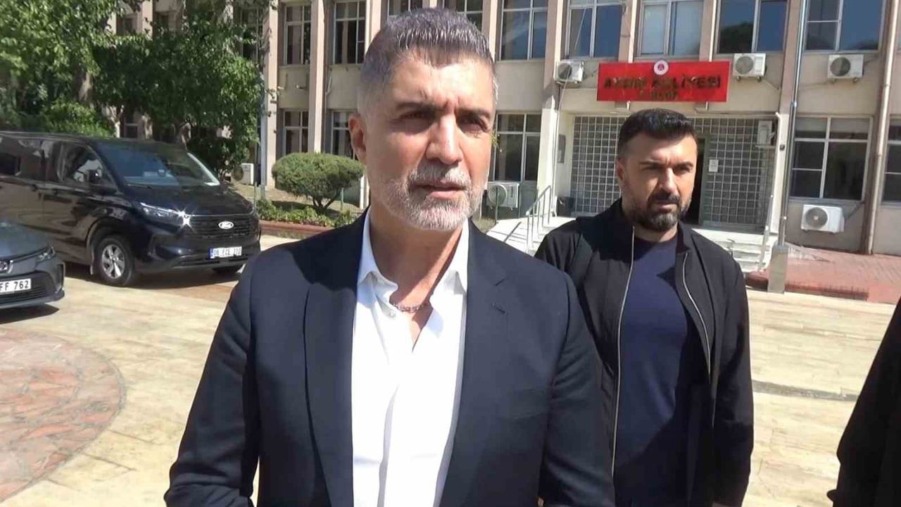 Özcan Deniz adliye çıkışında kardeşine destek verdi